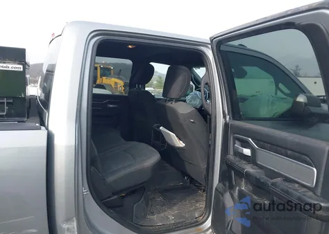 2020 Ram 2500 Big Horn 4X4 6'4 Box z USA, uszkodzony, nr VIN 3C6UR5DL5LG267456